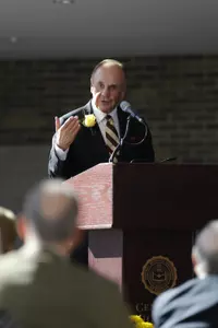 Dick Enberg