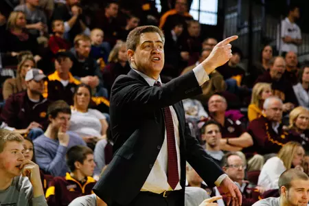 Coach Keno Davis