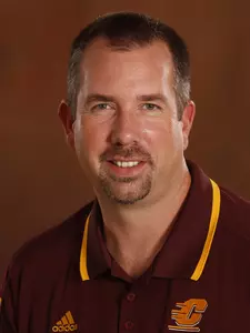 Coach Erik Olson