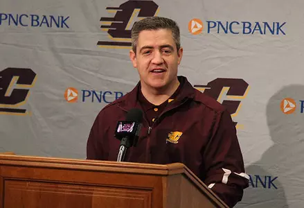 Coach Keno Davis