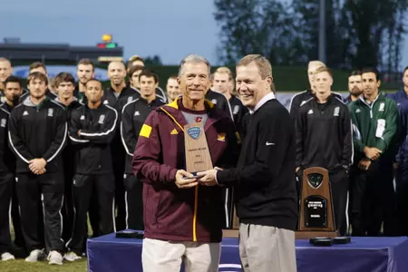 Steve Jaksa and MAC Commissioner Jon Steinbrecher