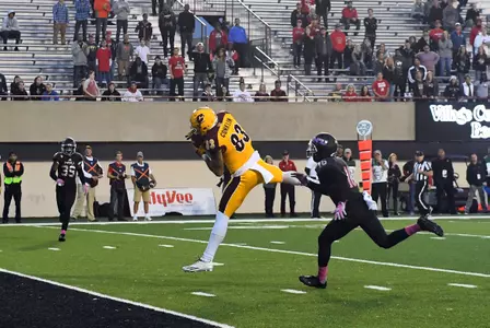 Tyler Conklin makes the game-winning catch Saturday in CMU's 34-28 win at Northern Illinois.