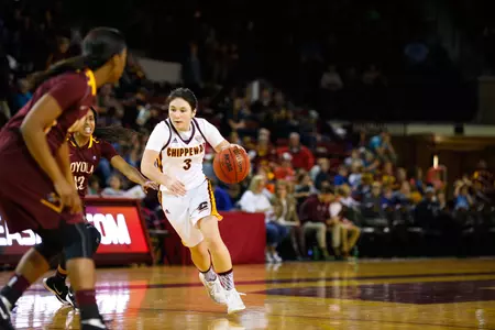 Three days after scoring a program-record 43 points, Presley Hudson tossed in 34 points Saturday to lead CMU to an overtime victory at Bowling Green.
