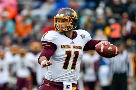 Quarterback Shane Morris threw for 199 yards and four touchdowns on Saturday as CMU pounded Ball State, 56-9, in a MAC game.