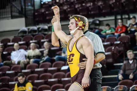 Dresden Simon, a redshirt freshman, notched his first dual-meet victory on Saturday in the Chippewas' 35-6 win at Northern Illinois.