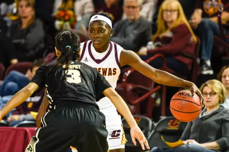 Redshirt freshman guard Micaela Kelly and her Chippewa teammates look to bounce back from their loss on Sunday when they entertain Quinnipiac on Thursday at McGuirk Arena.