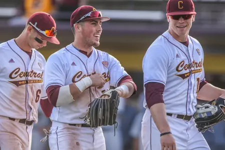 Jason Sullivan (left) and Daniel Jipping each hit a two-run homer and drove in three runs Wednesday, sparking CMU to an 8-4 victory over Oakland.