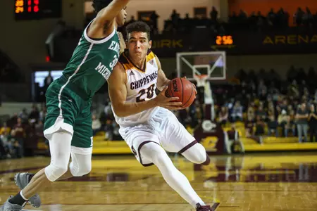 CMU's Kevin McKay drives to the basket in the Chippewas' 72-67 loss to Eastern Michigan on Saturday at McGuirk Arena.