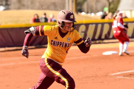 Sara Hansen's one-out RBI single in the sixth inning proved to be the difference on Friday in the Chippewas' 2-1 victory at Ball State.