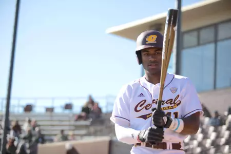 Zavier Warren