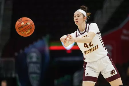 Mackenna Kelly