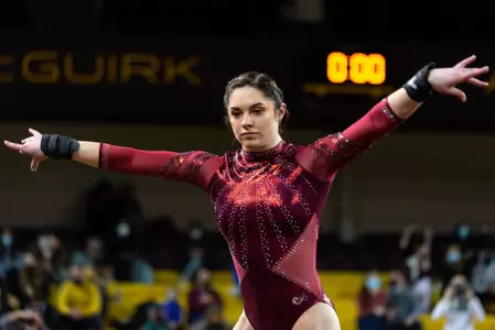 Ashley Veglucci