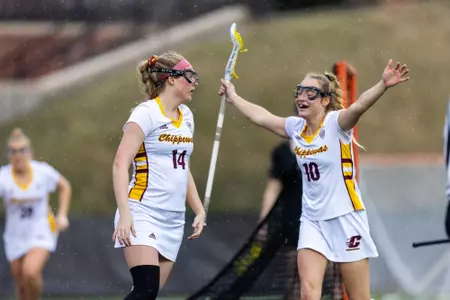 Kendall Hoyt & Kelly Hoyt