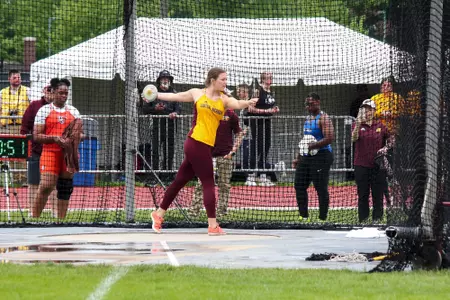 Aliyah Boeve twists into first discus attempt, goes on to finish fourth