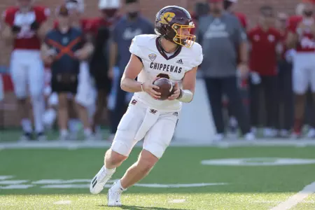 Jase Bauer Scramble With Ball South Alabama