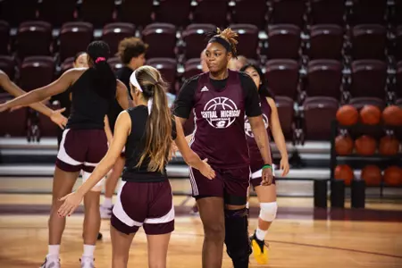 Rochelle Norris Practice Photo (1/19)