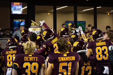 Football Inks 10 on National Signing Day Image