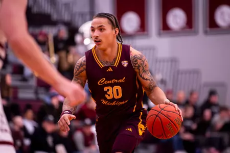 Valparaiso Pulls Away Late to Defeat Chippewas 93-77 Image