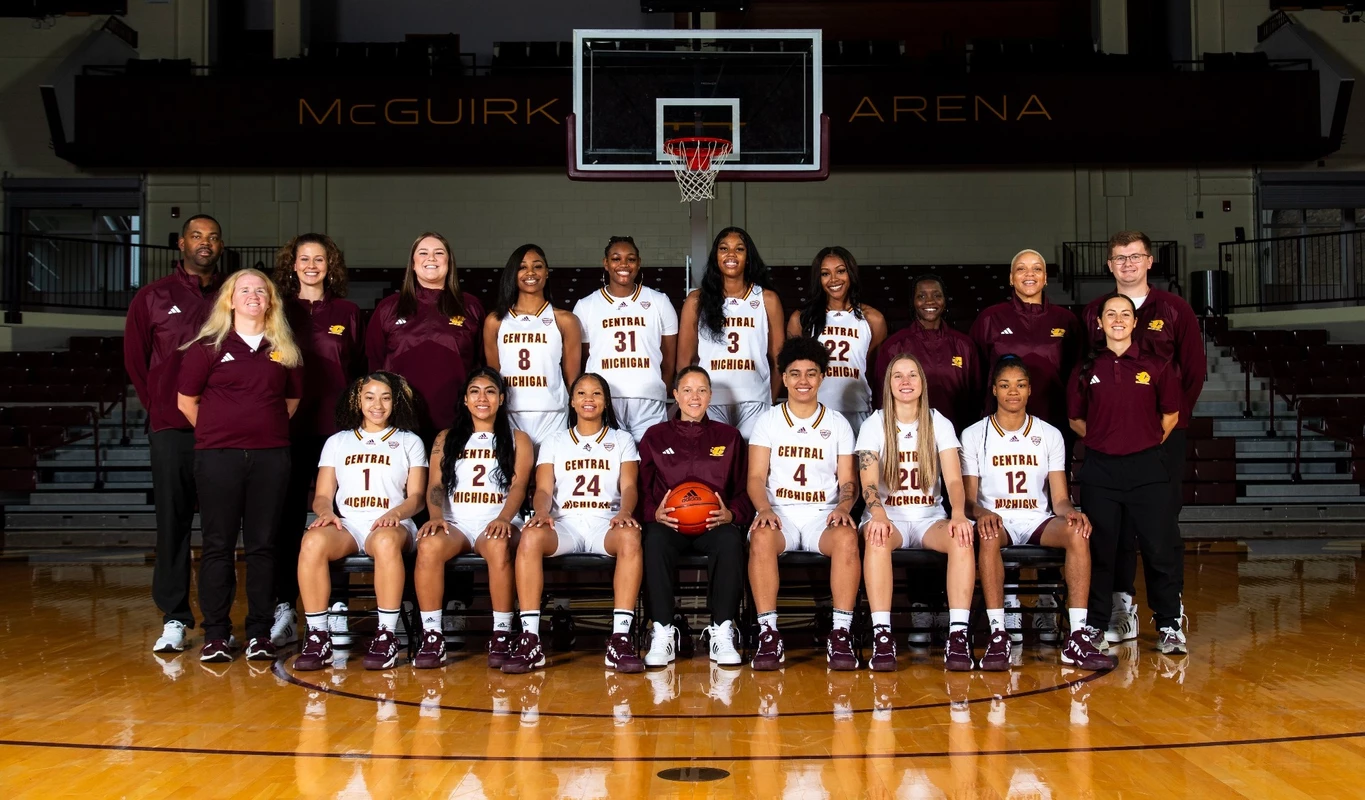 2023-24 Women's Basketball Team Photo