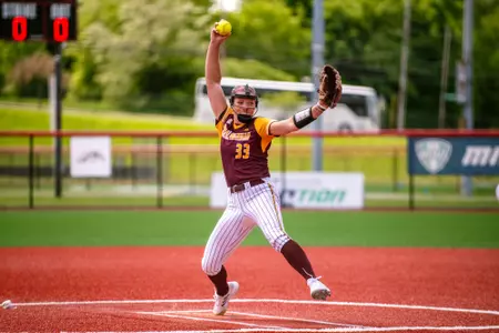 Grace Lehto Named Beth Pawlak Award Winner for Second Straight Year Image