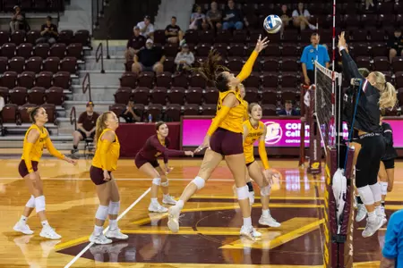 Volleyball Falls in Five Sets to Green Bay in Chippewa Invitational Finale Image
