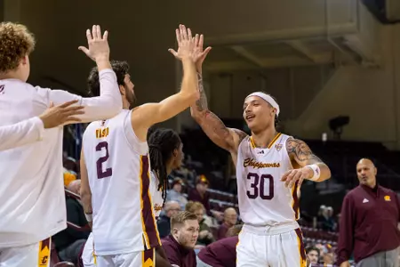 Chippewas Win Second Straight, Roll 71-66 at Northern Illinois Image