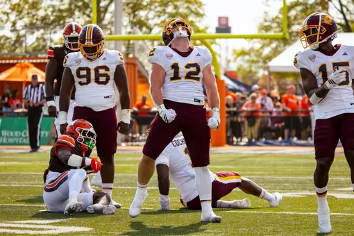 Chippewas Dominate on Defense in 27-6 Bounce-Back Win at Bowling Green