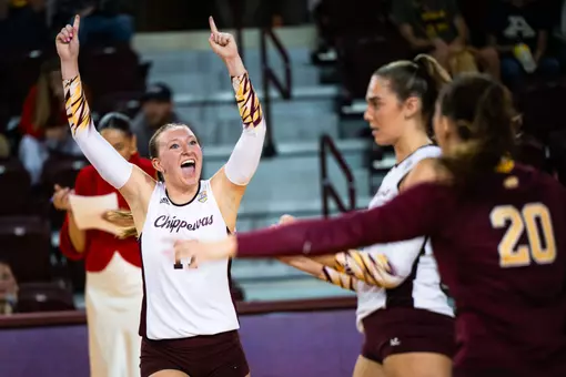 Chippewas Collect Fifth Straight Win in Sweep Over Kent State
