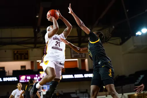 Women’s Basketball Hosts Davenport to Open Home Schedule Sunday, 1 p.m. ET