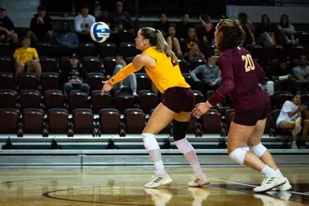Third Straight Sweep for Volleyball Grabs Fourth MAC Victory Image