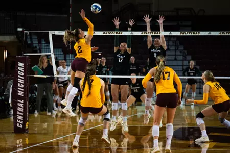 Rejment Charts Double-Double as Volleyball falls on Night One in Buffalo Image
