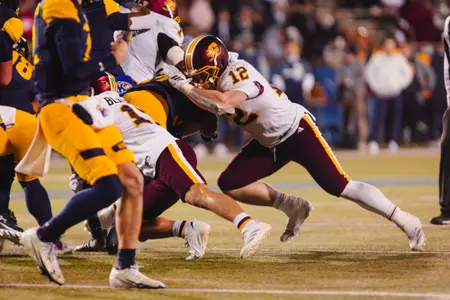 Football's Jordan Kwiatkowski Earns MAC Defensive Player of the Week Honor Image