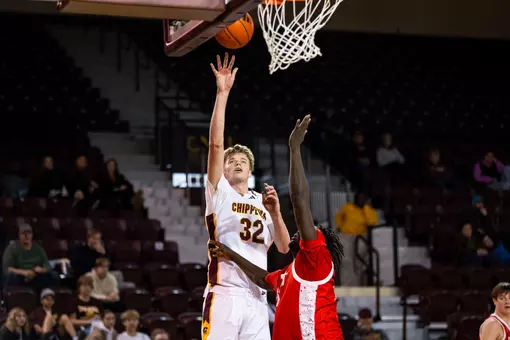 Hot Shooting Miami (Ohio) Defeats Chippewas
