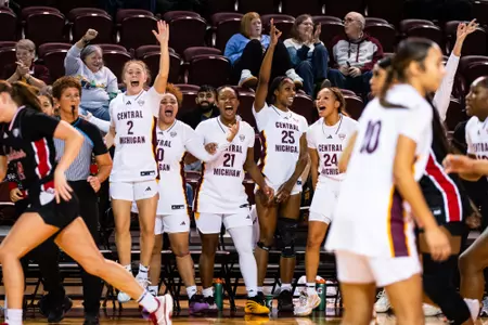 Women’s Basketball Hosts Ohio on New Year's Eve, 1 p.m. ET Image