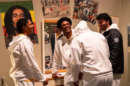 Central Michigan Football Team Arrives in Detroit!