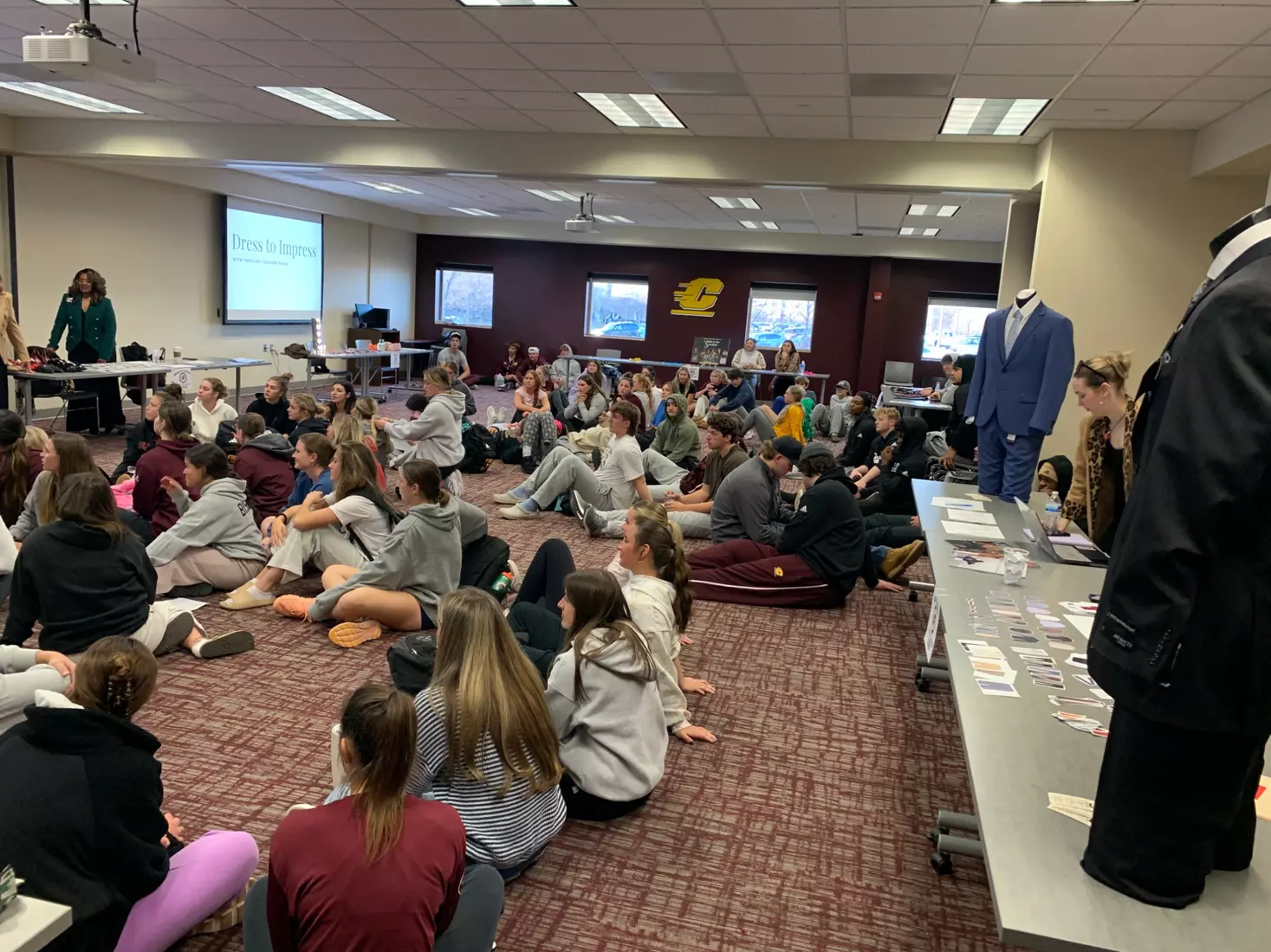 2025 Dress to Impress Event