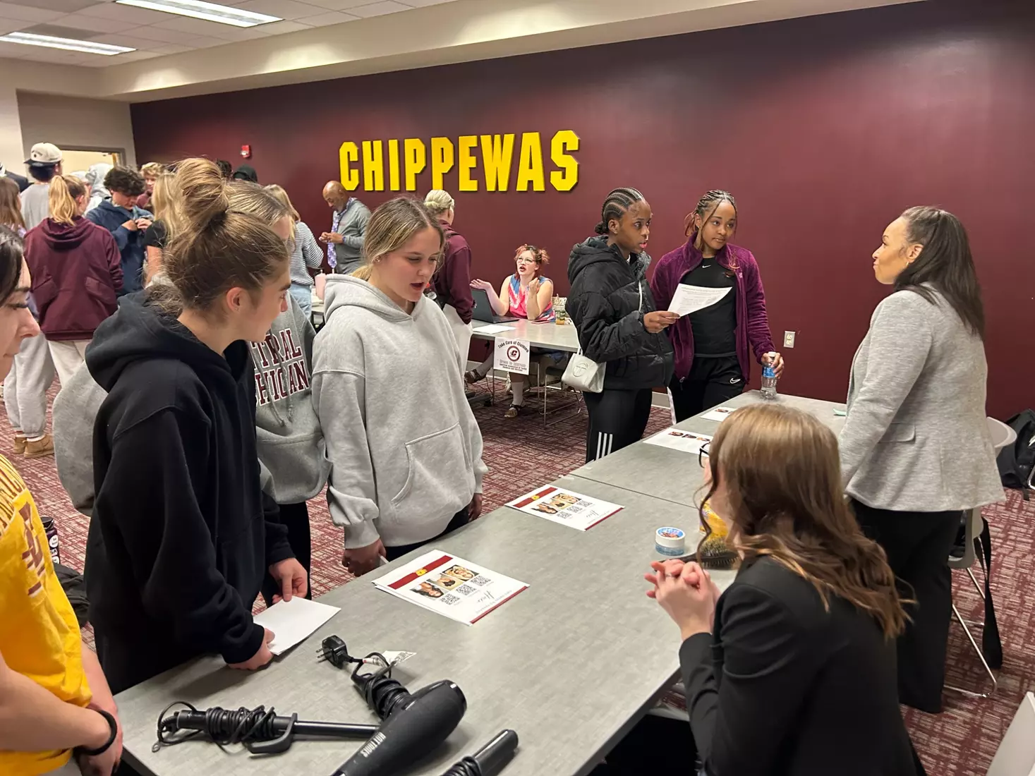 2025 Dress to Impress Event