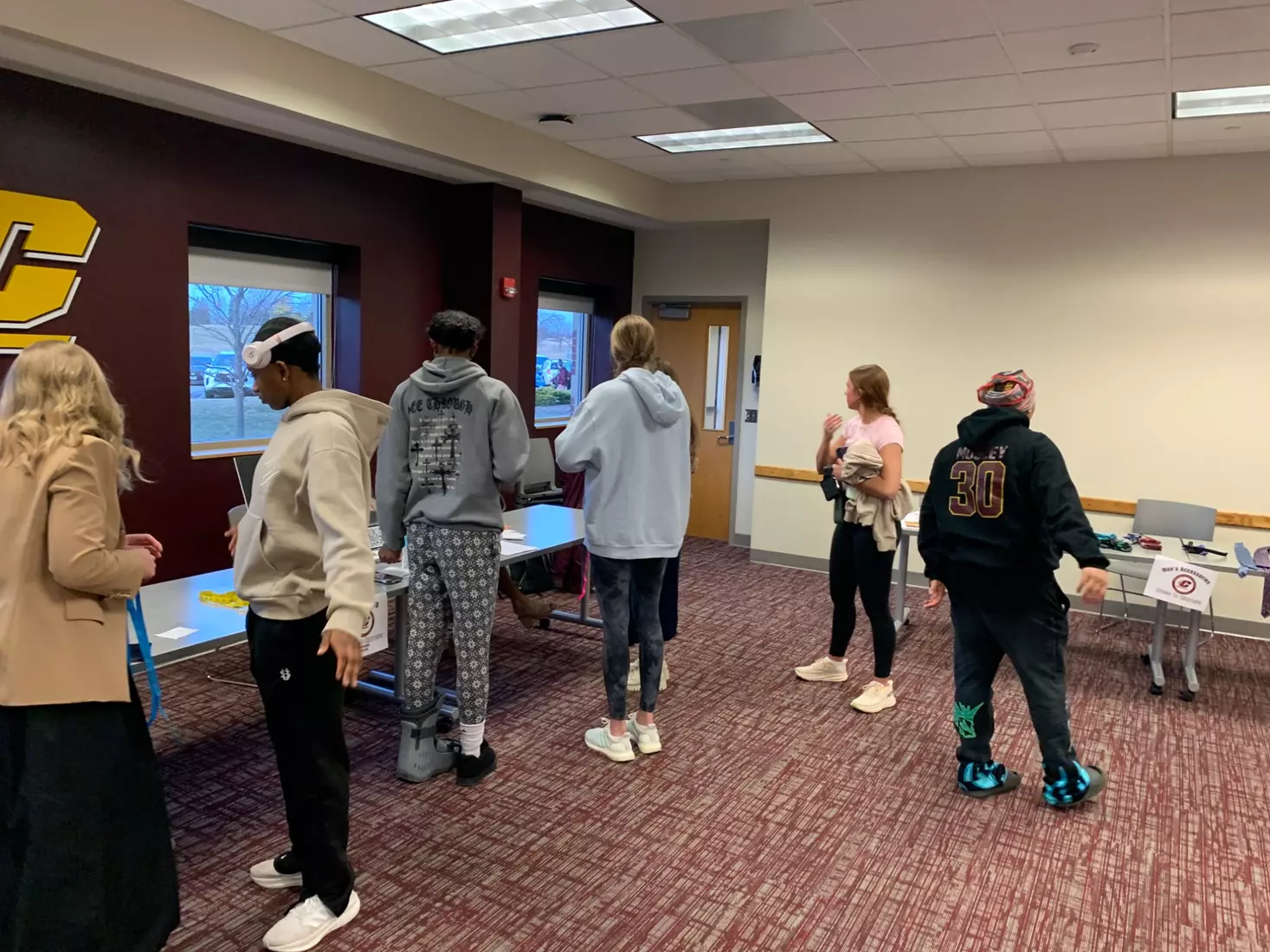 2025 Dress to Impress Event