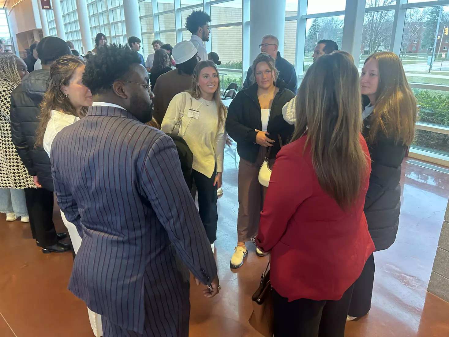 CMU Athletics Dining Etiquette Program