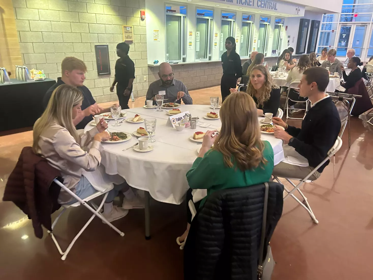 CMU Athletics Dining Etiquette Program
