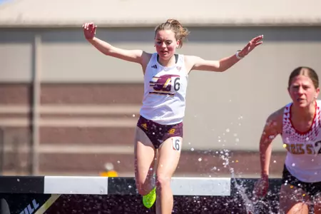 Chippewas Finish Weekend in Columbus; Paupore, Newcombe to Compete Sunday Image