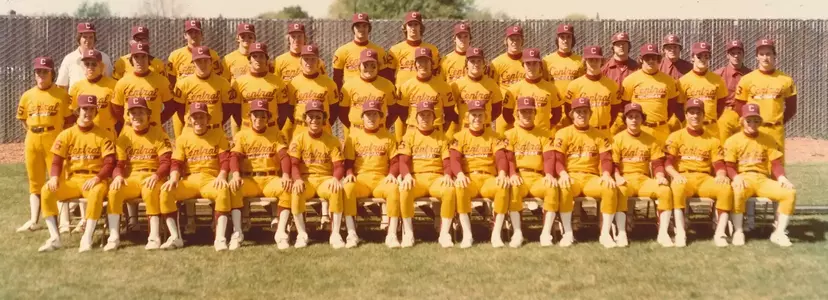 1977 Baseball Team Photo
