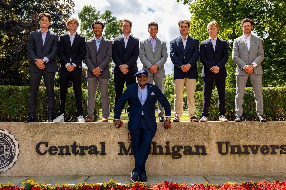 Men's Golf Team Photo