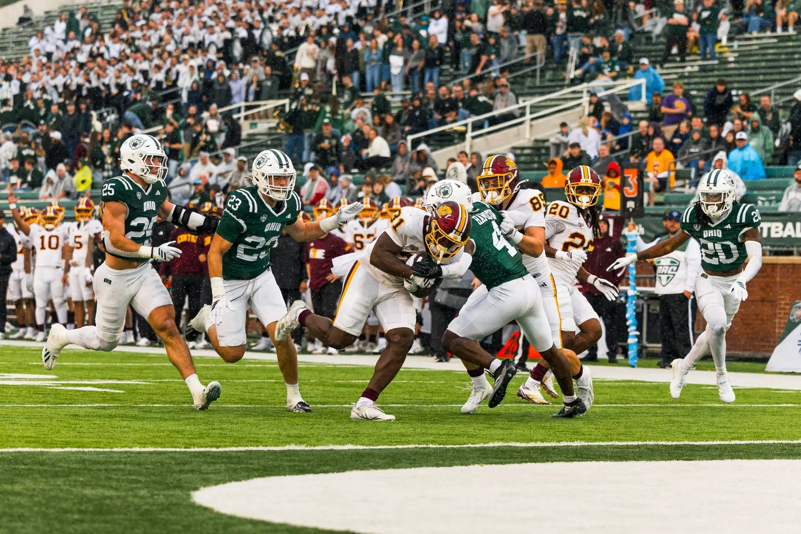 Jayden Clerveaux Touchdown Run at Ohio (10/10/26)