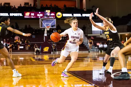 Women’s Basketball Hosts UMass Saturday, 1 p.m. ET Image