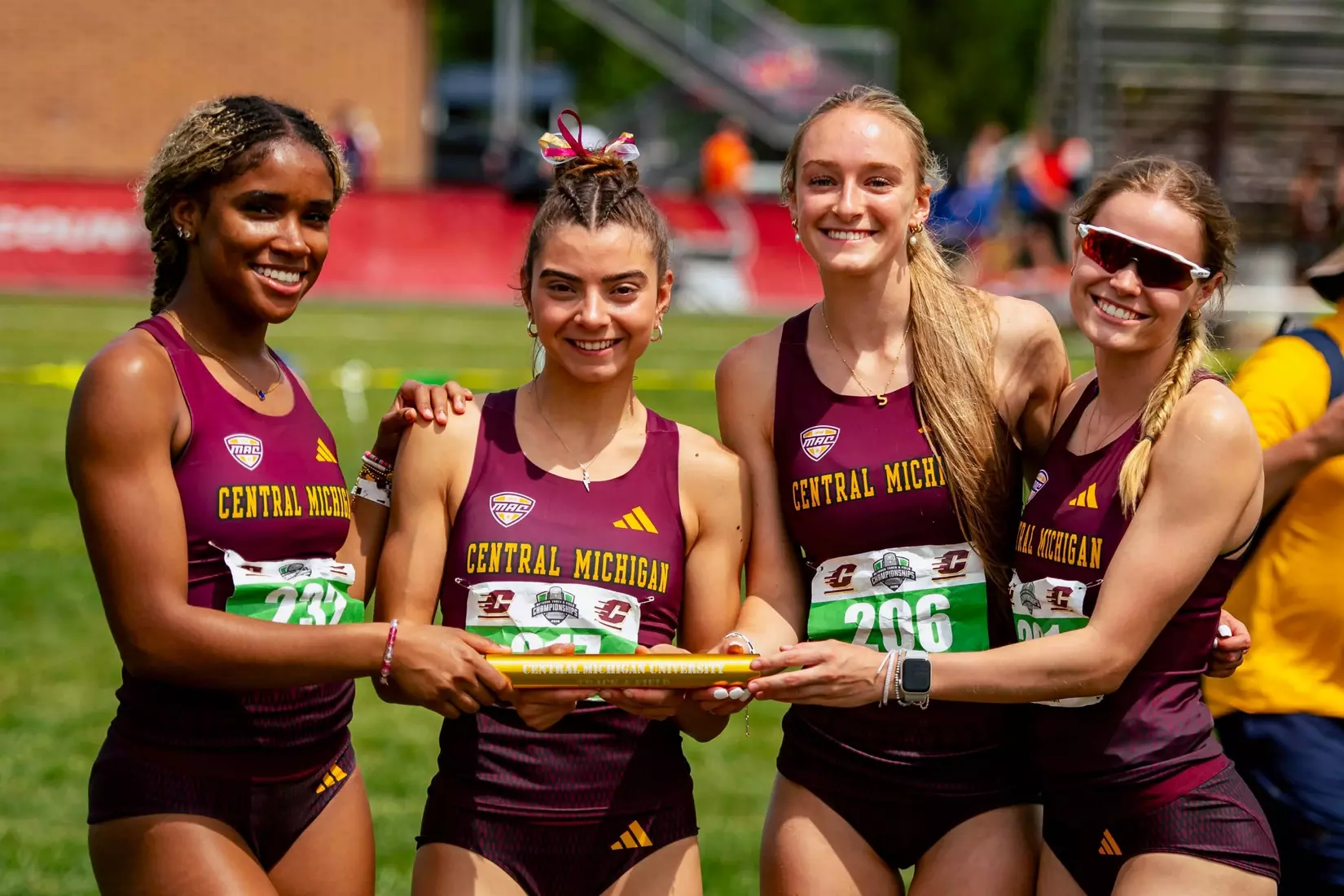 4x100
