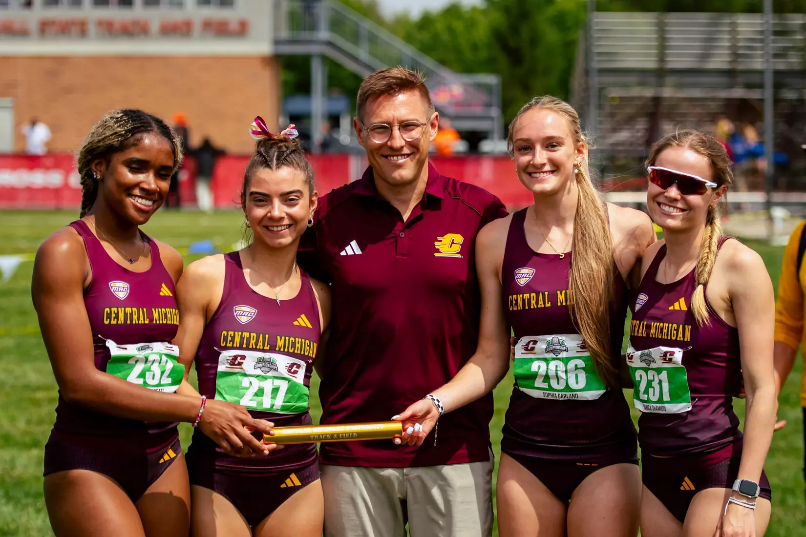 4x100