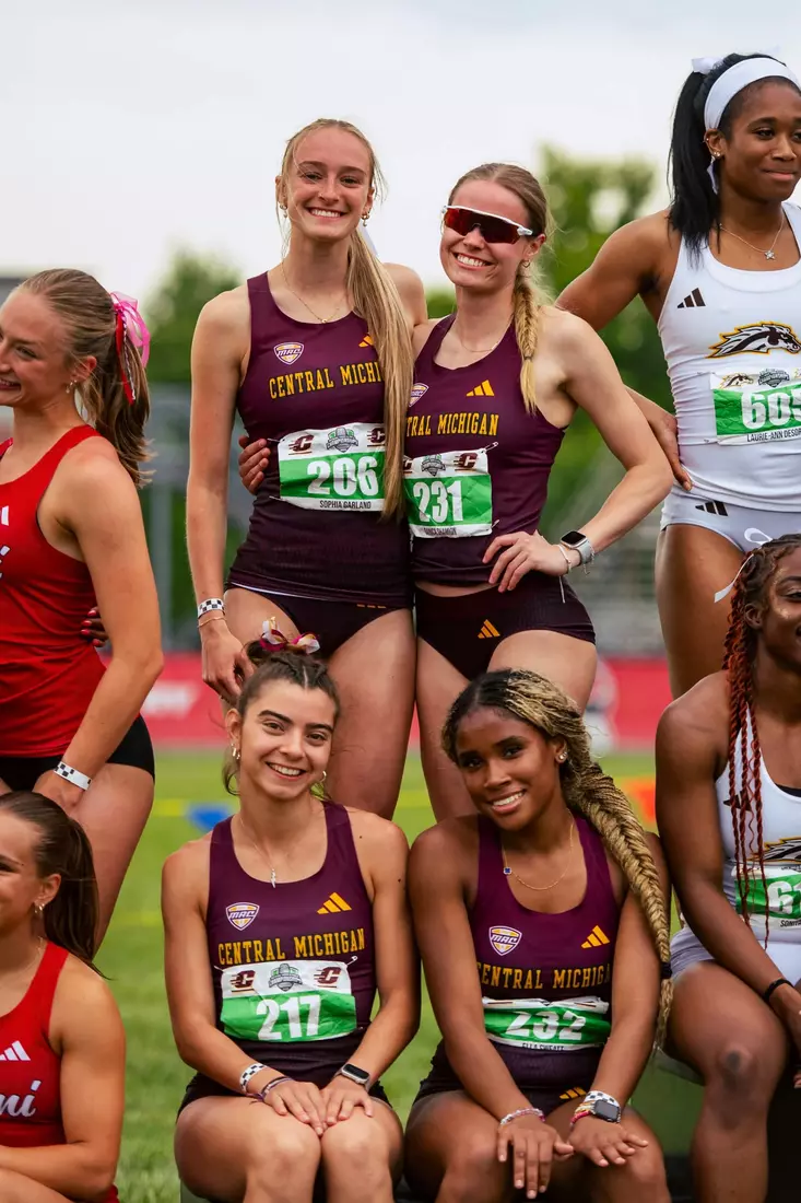 4x100