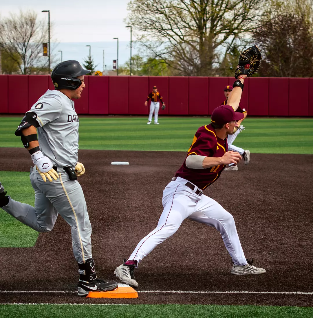 CMU vs Oakland