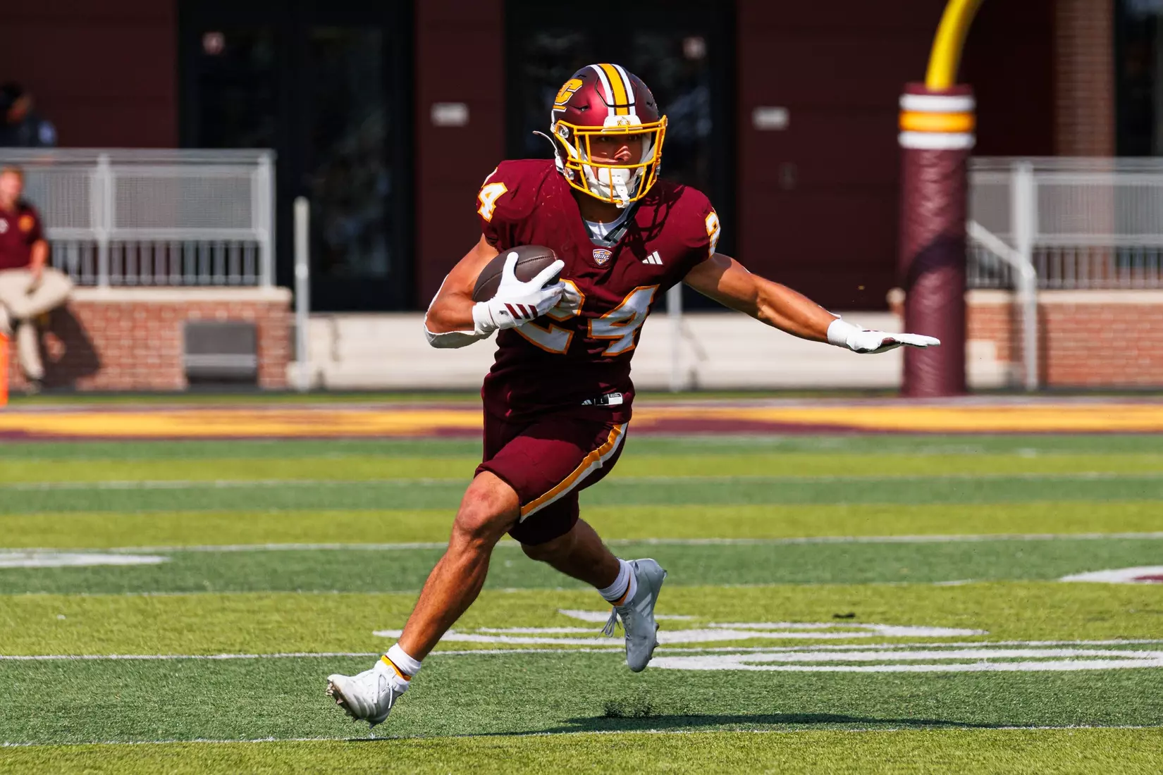 Vaughn Blue (#24) rushes towards the sideline during the Central Michigan vs Colgate football game on Saturday Sept. 12, 2026 in Mount Pleasant. (Ty Klopf/Central Michigan Football)